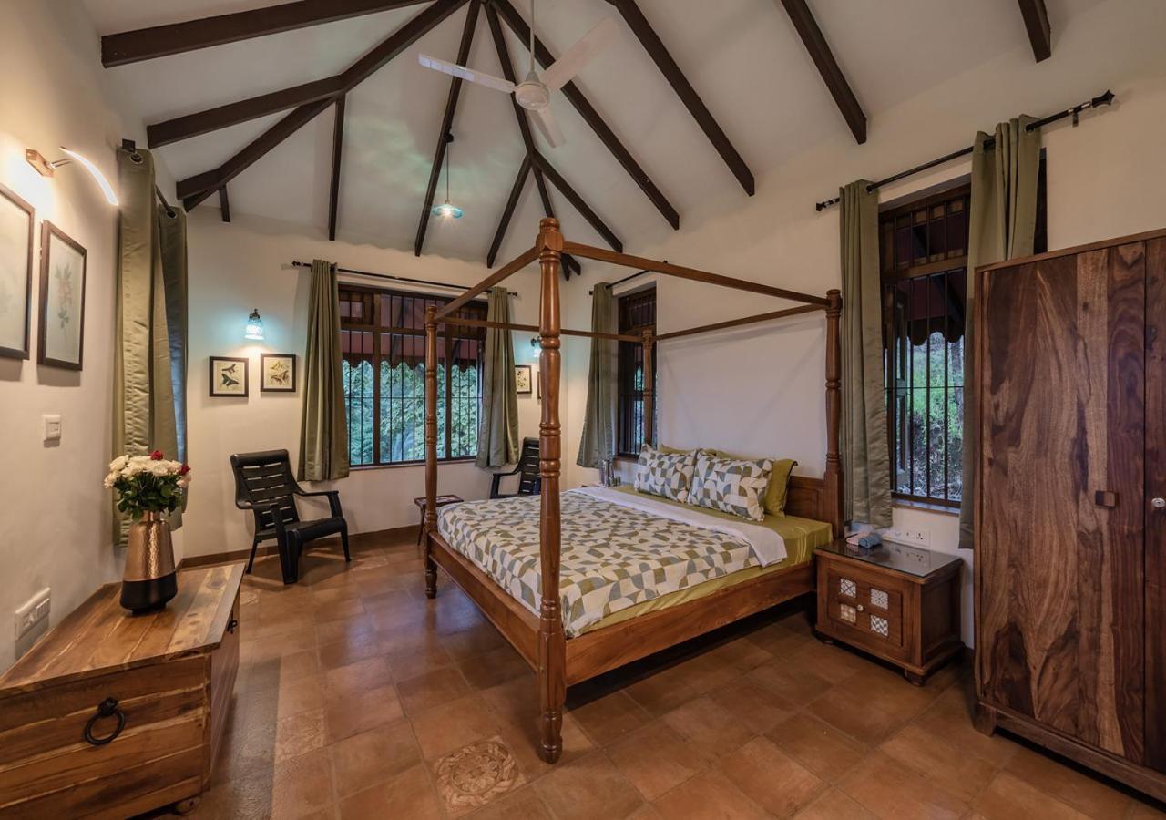 Saffronstays Niramay, Torna-Rajgad - Rustic Pool Villa With A Gazebo And Great Forest Views Marg Asni Bagian luar foto